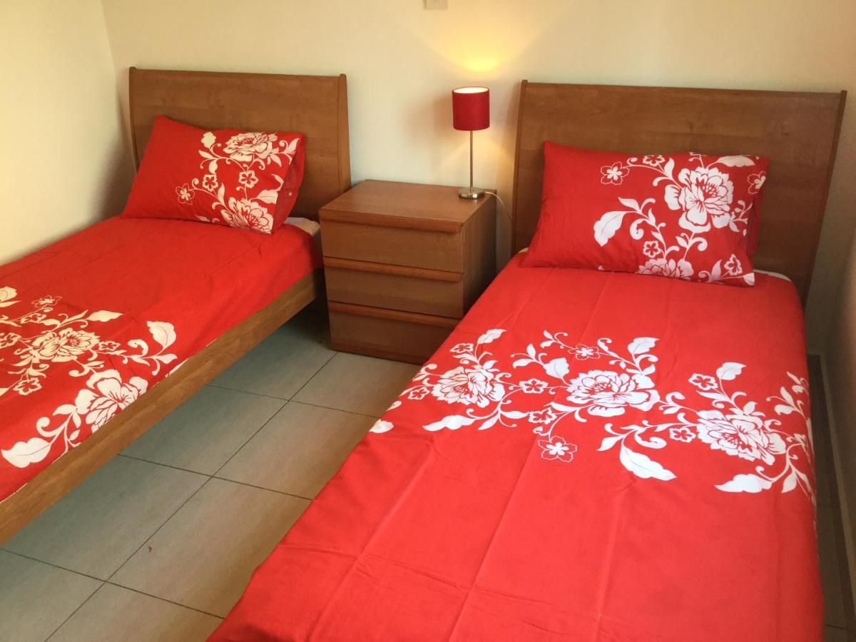 Poolside 2 Bedroom Apt, Paphos Riviera, Universal Area المظهر الخارجي الصورة